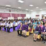 “ศุภมาส” ร่วมยินดีกับผู้ชนะเลิศทักษะทางวิชาการรับโล่พระราชทา ... พารามิเตอร์รูปภาพ 8